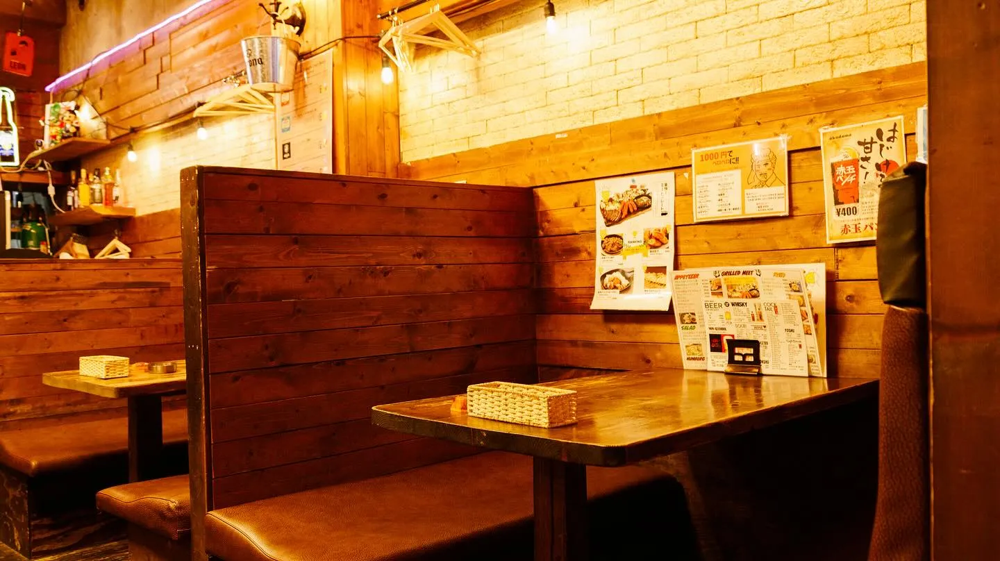 🌮 Sunny tacos & cold Corona by...